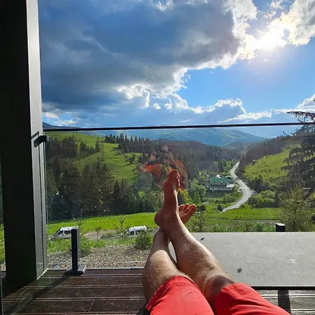 Laska House * Pylypets