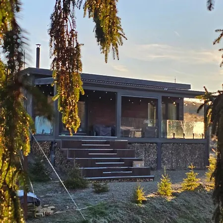 Laska House