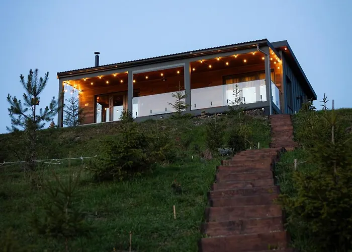Laska House