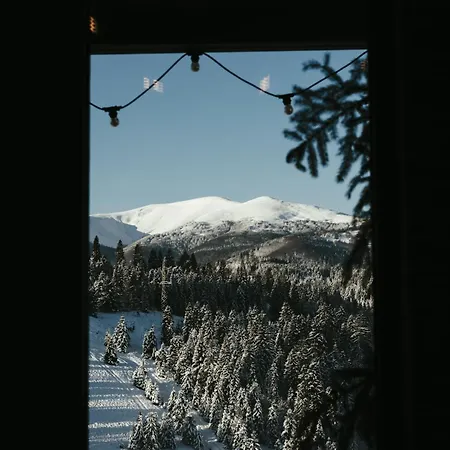 Laska House Villa *